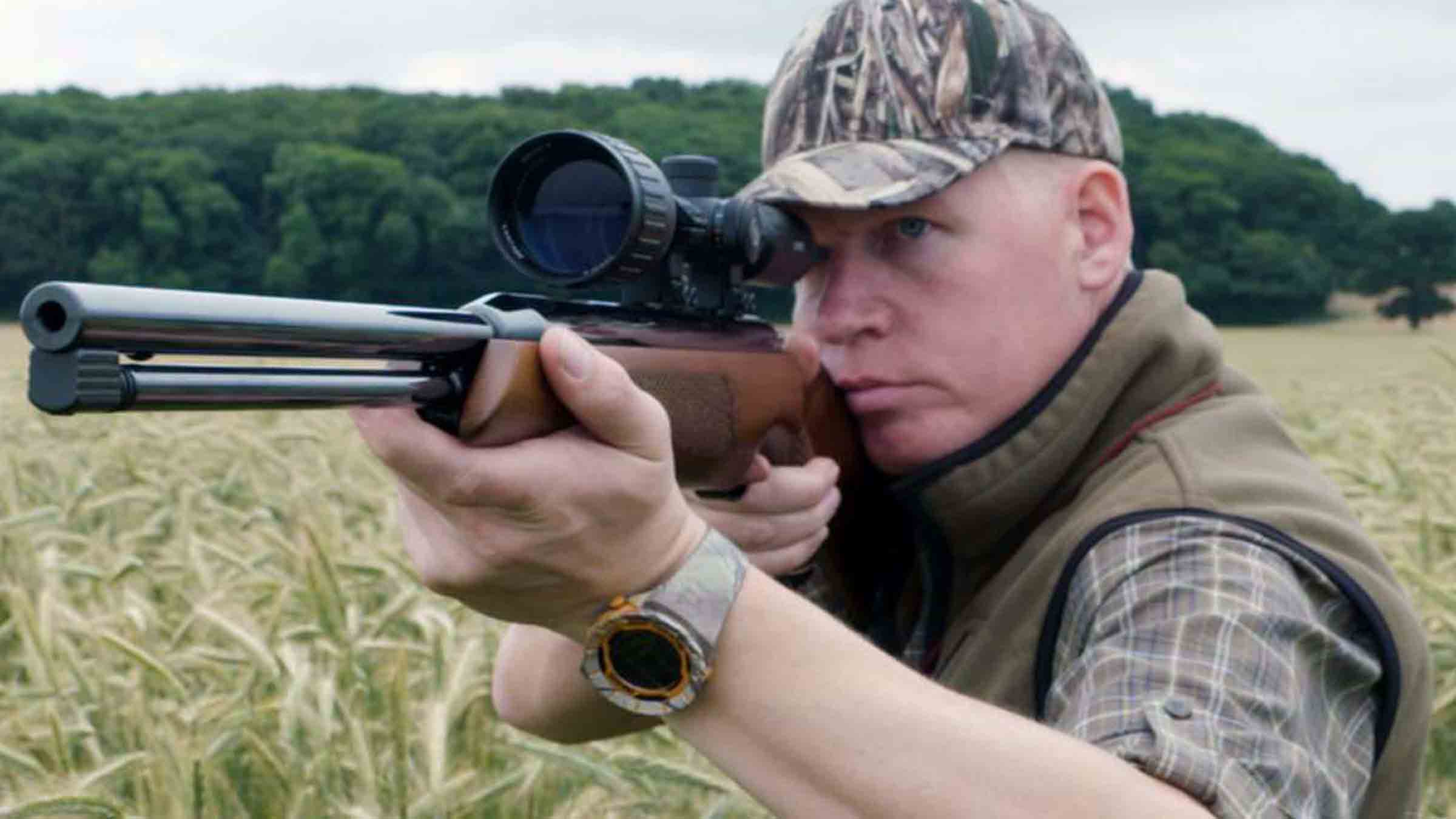 Ian Harford shooting a TX200