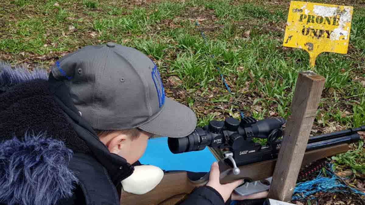 Air Rifle Shooting with my Son  John Mode